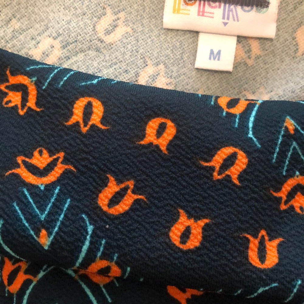 Medium lularoe Cassie